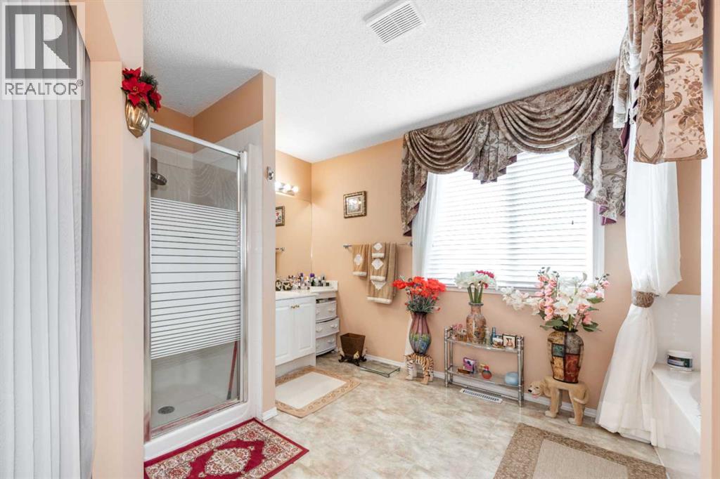 Single Family House for Sale in  Citadel Crest Link NW Citadel Calgary 