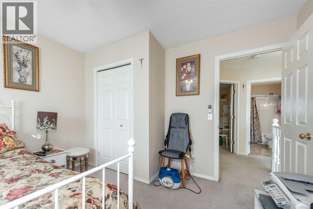 Single Family House for Sale in  Citadel Crest Link NW Citadel Calgary 