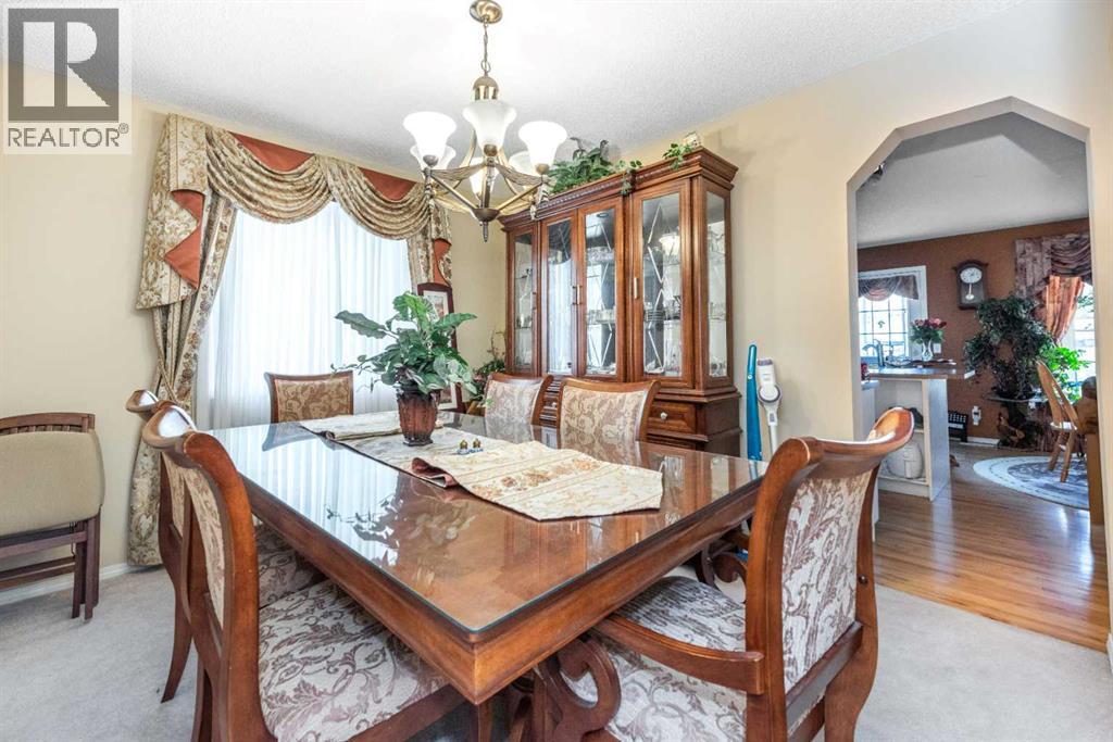 Single Family House for Sale in  Citadel Crest Link NW Citadel Calgary 