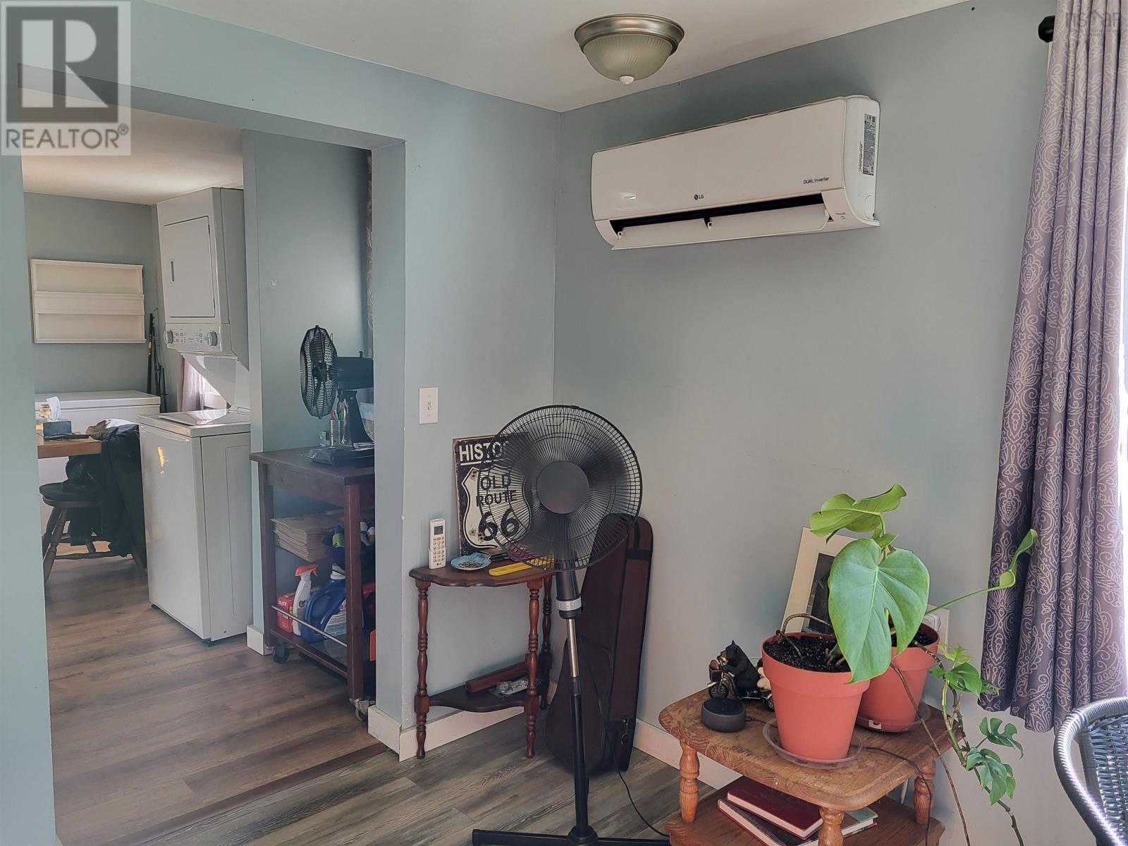 Property 4 of 12 of 519 Inglewood Road