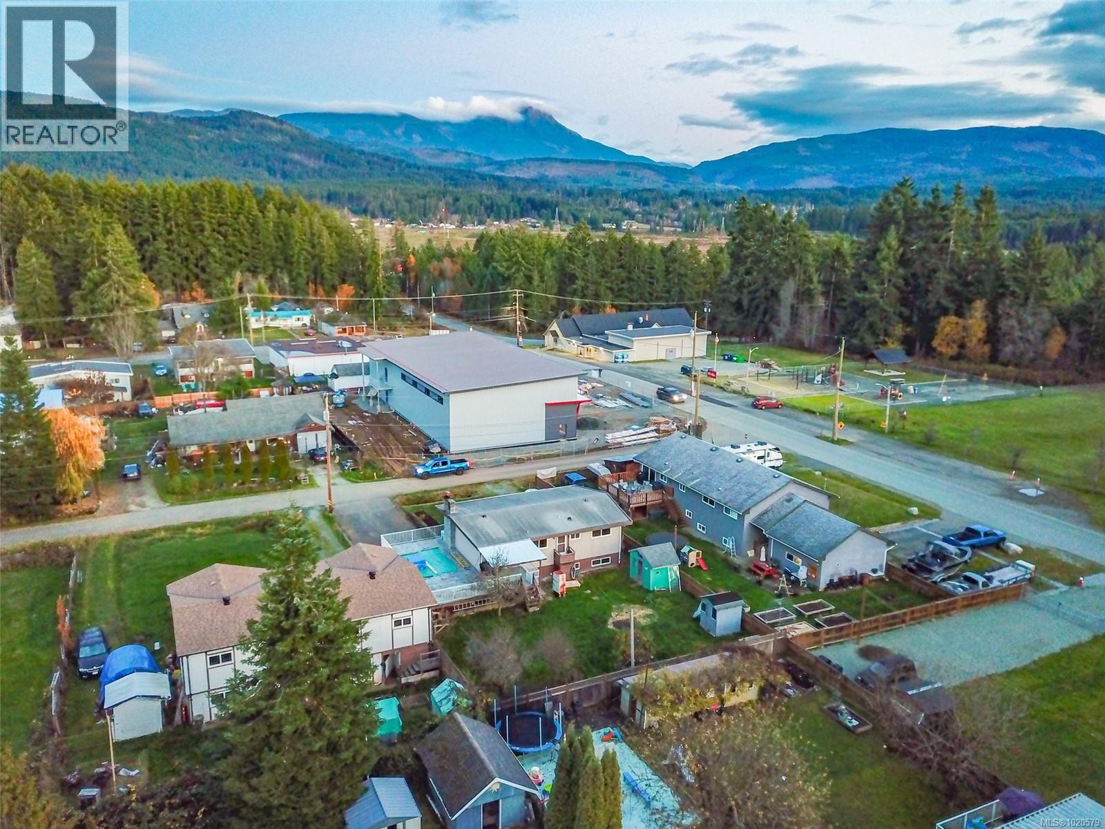 5908 Becker Pl, Port Alberni