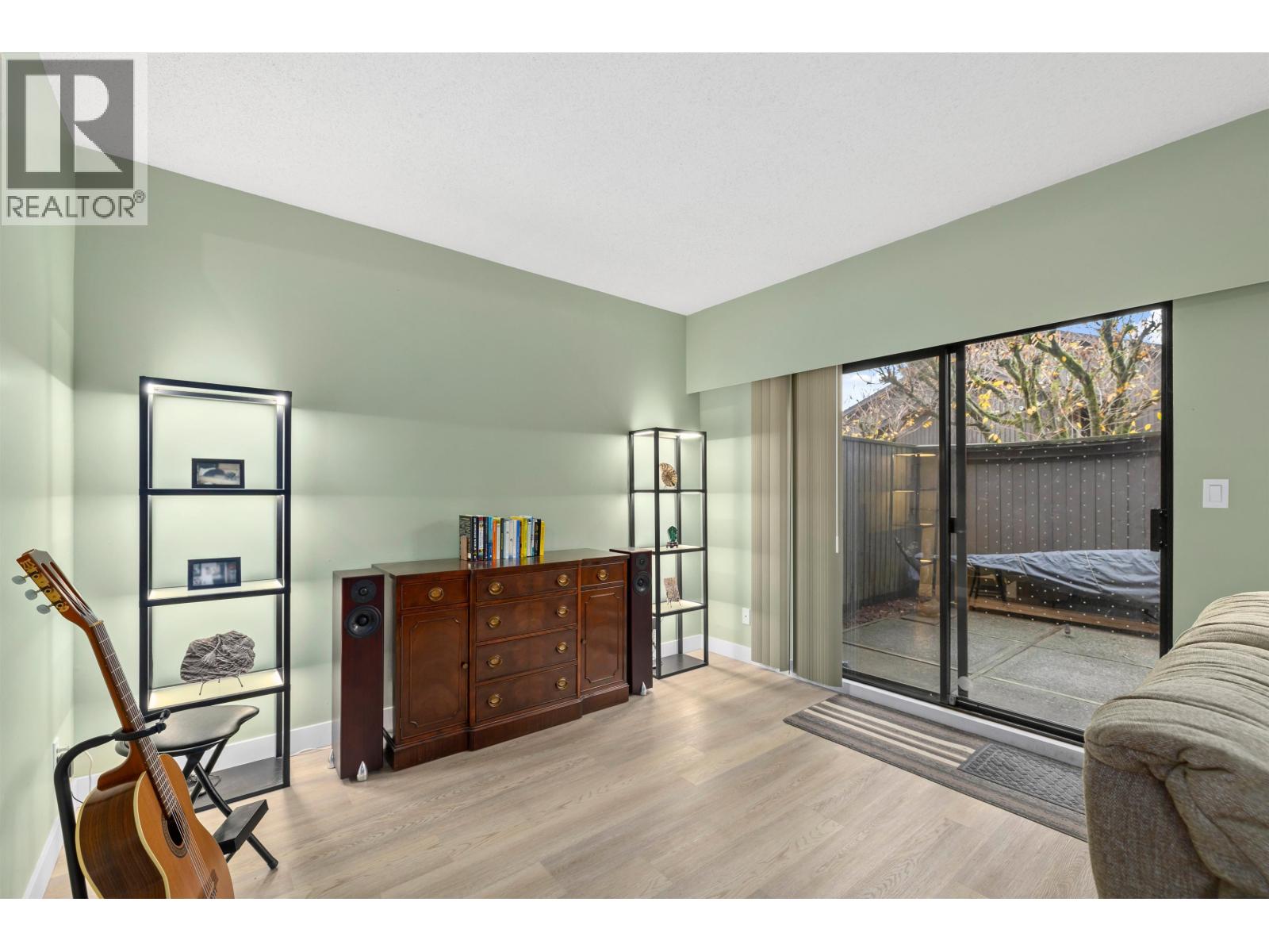 1998 PURCELL WAY, North Vancouver