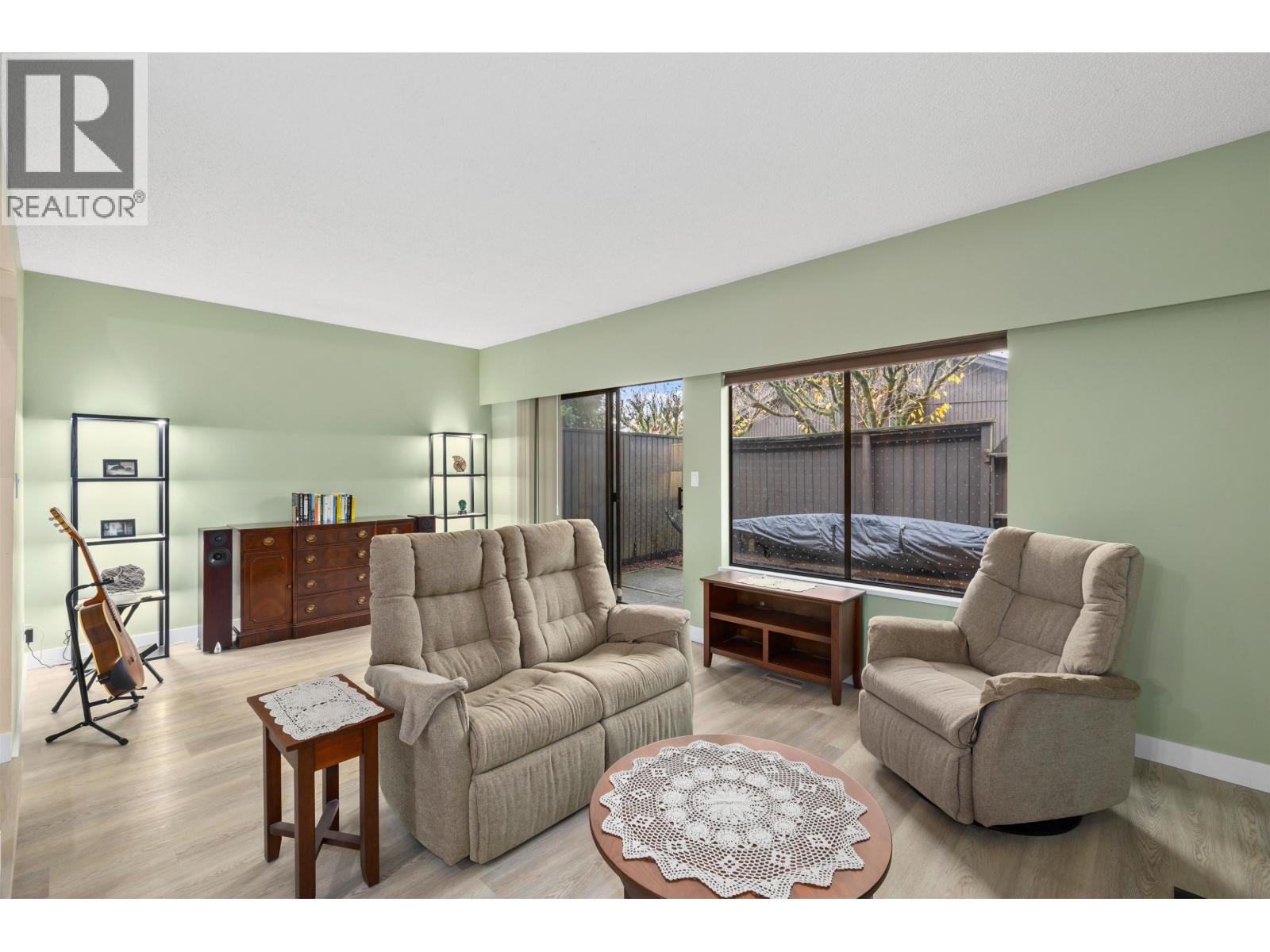 1998 PURCELL WAY, North Vancouver