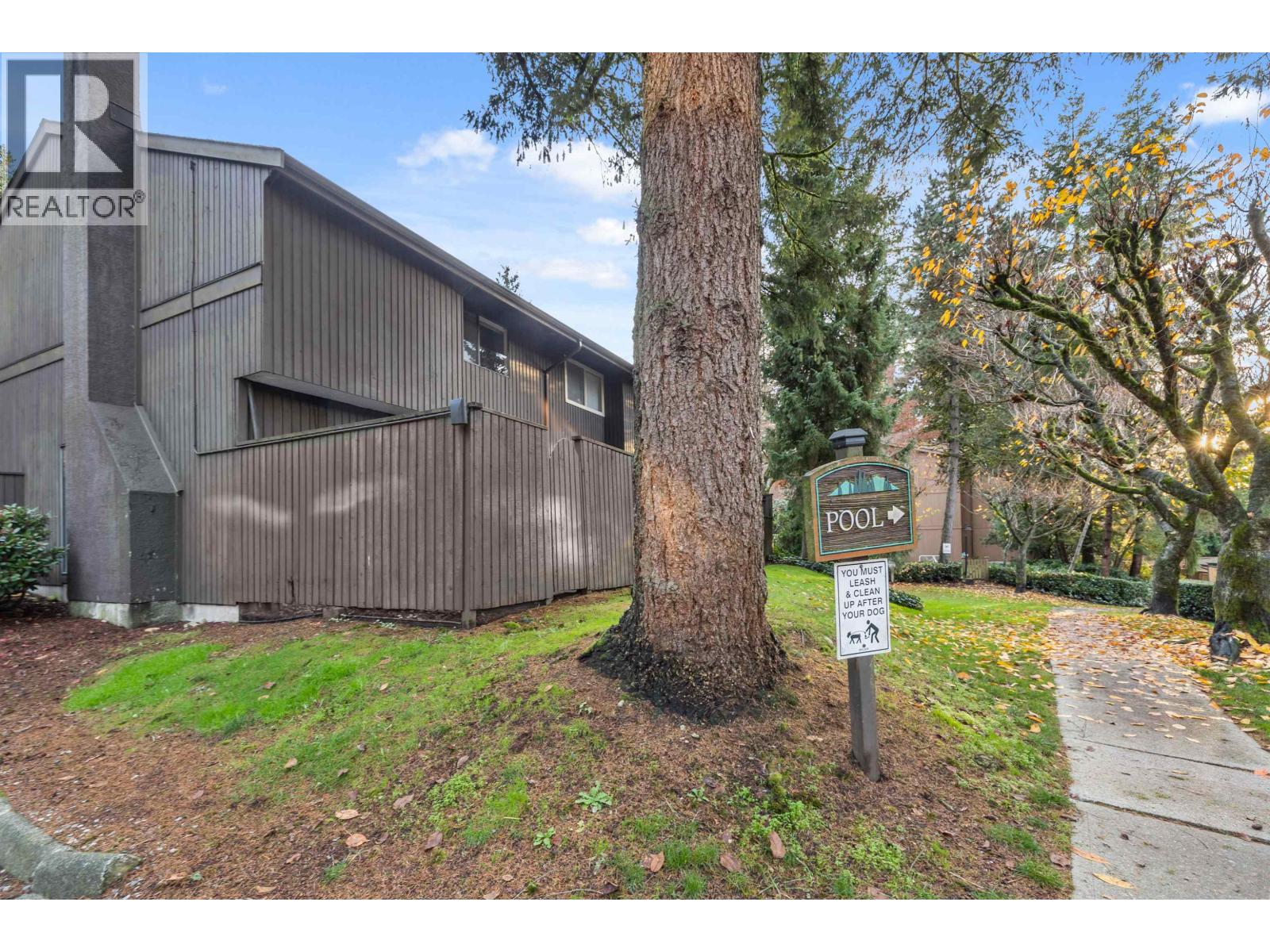 1998 PURCELL WAY, North Vancouver