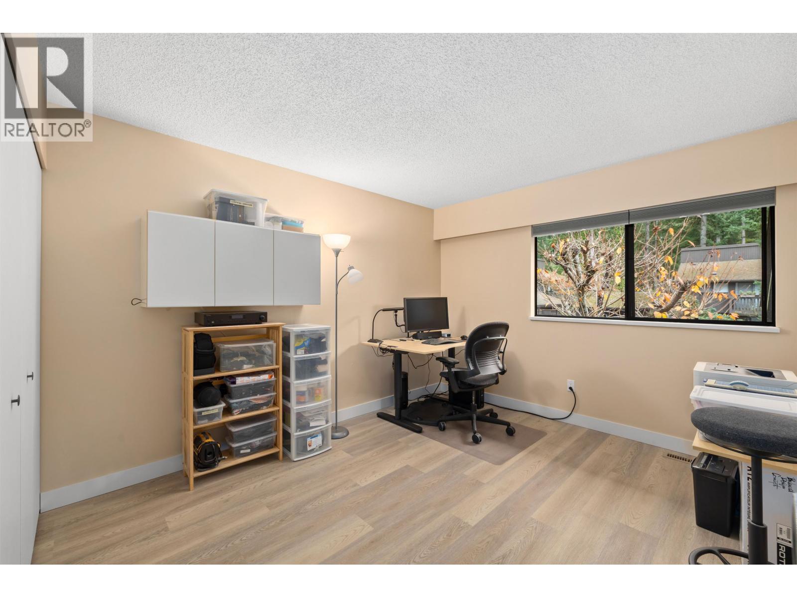 1998 PURCELL WAY, North Vancouver