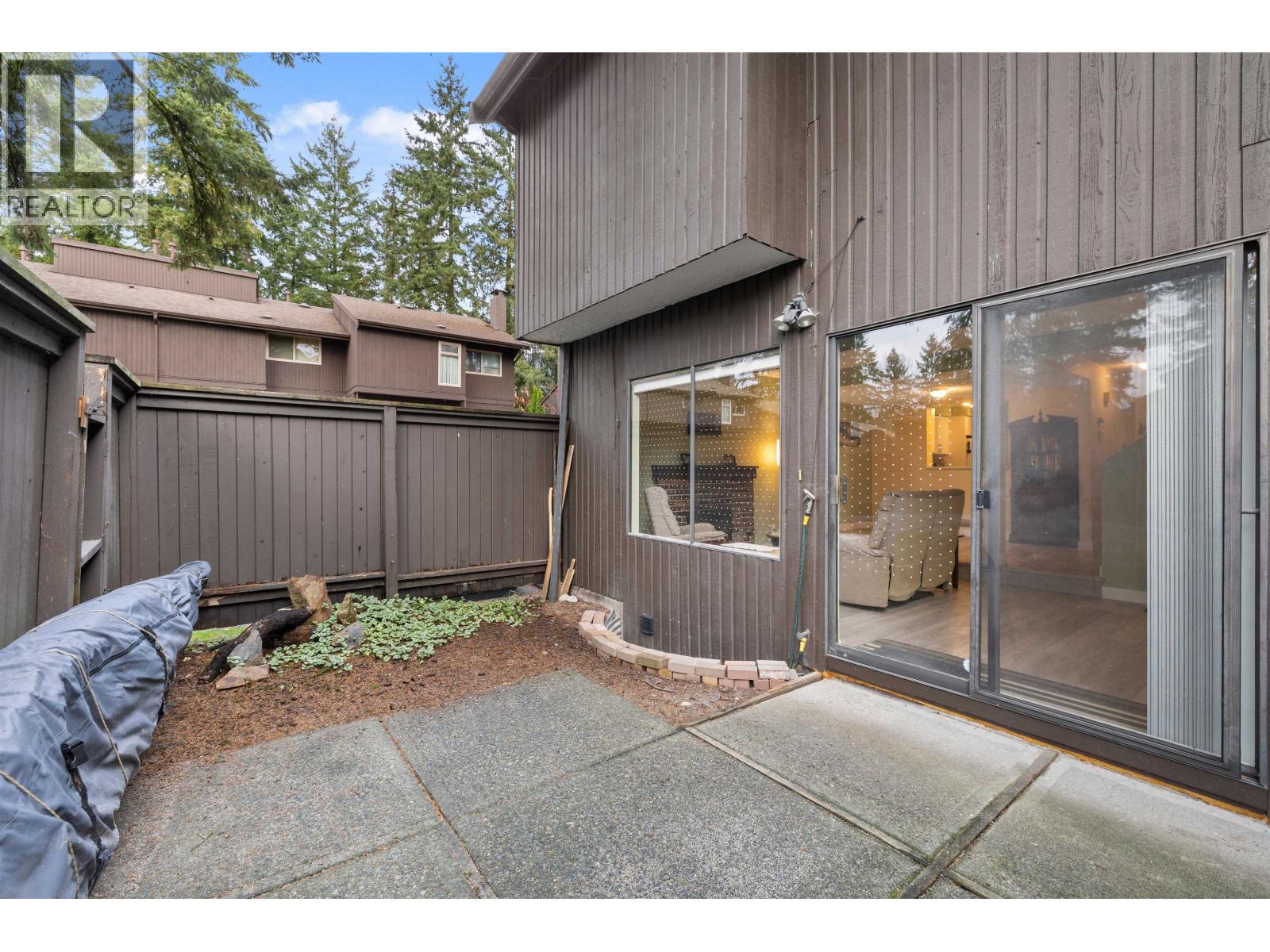 1998 PURCELL WAY, North Vancouver