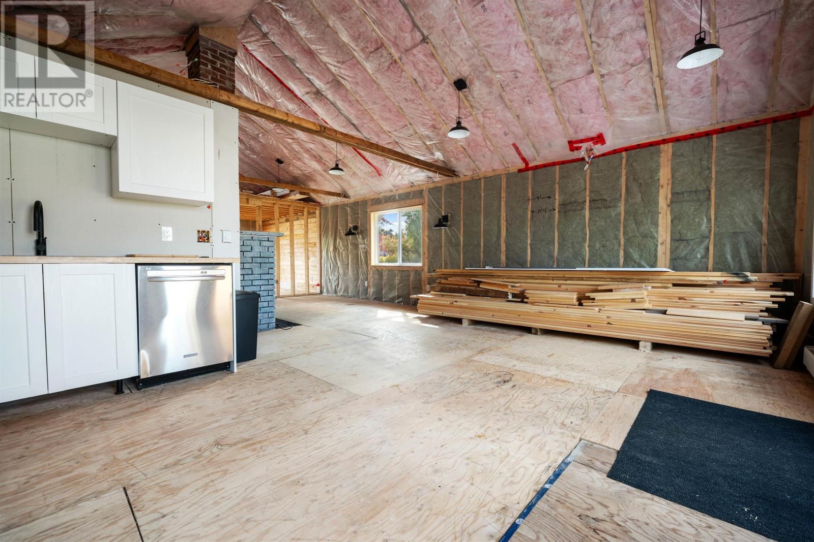 Property 14 of 40 of 15 Birch Lane