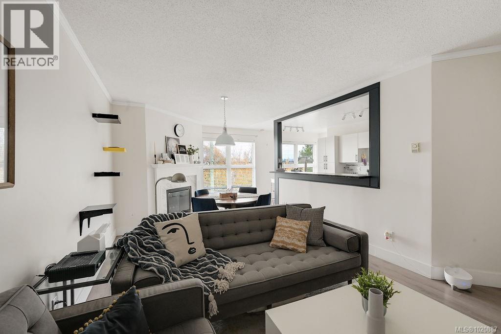 409 1201 Hillside Ave, Victoria