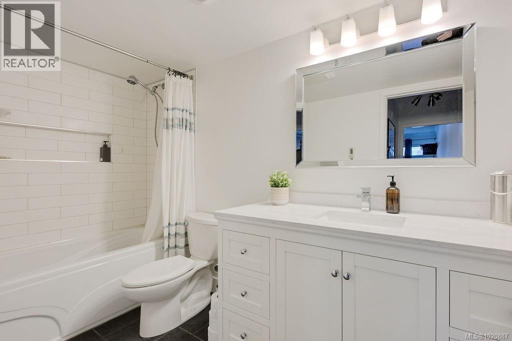 409 1201 Hillside Ave, Victoria