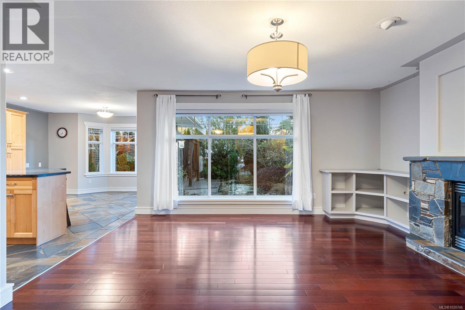 610 Forsyth Ave, Parksville