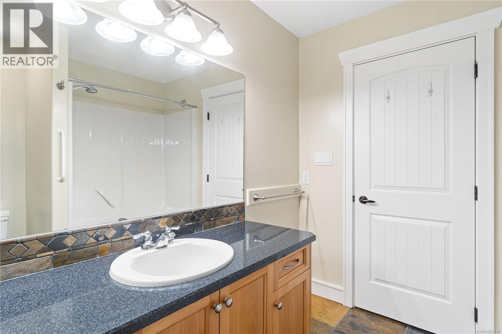 610 Forsyth Ave, Parksville