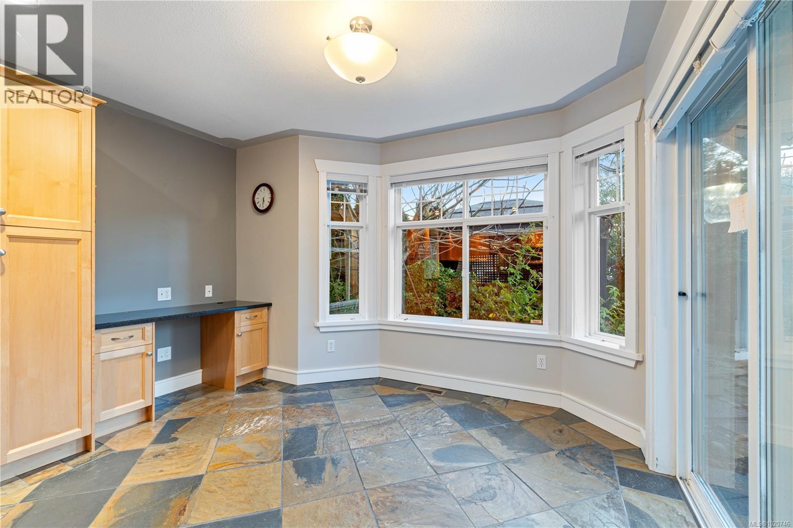 610 Forsyth Ave, Parksville