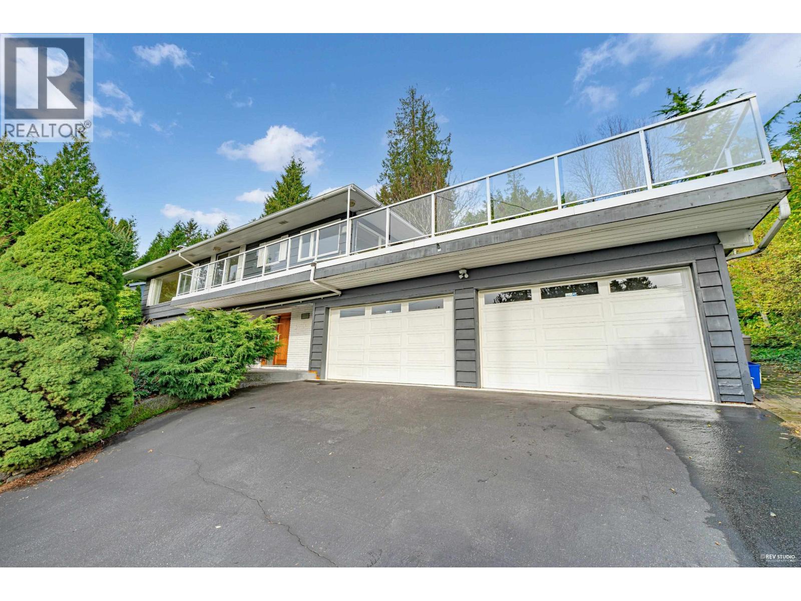 2615 SKILIFT PLACE, West Vancouver