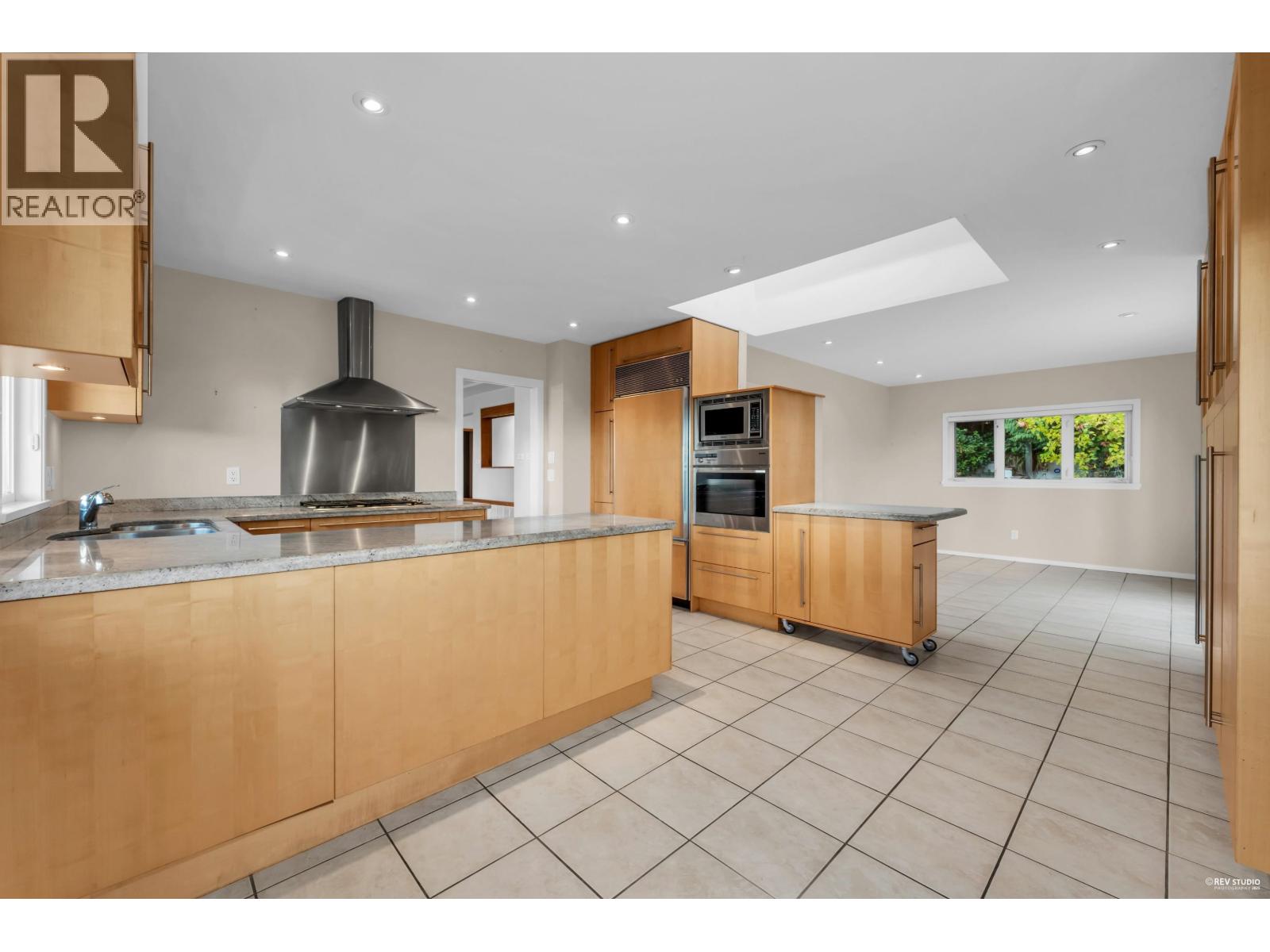 2615 SKILIFT PLACE, West Vancouver