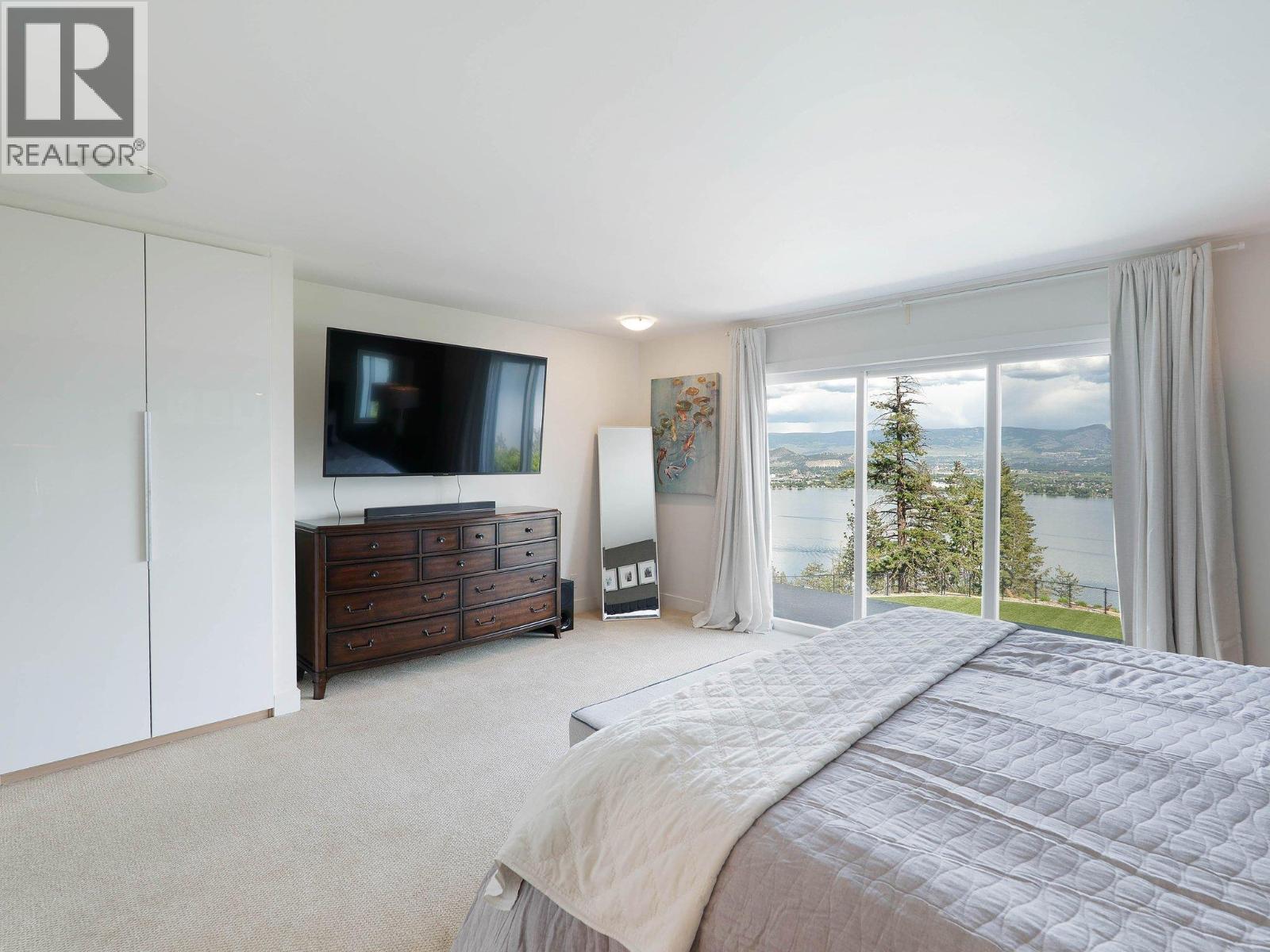  2519 Hillsborough Road, West Kelowna