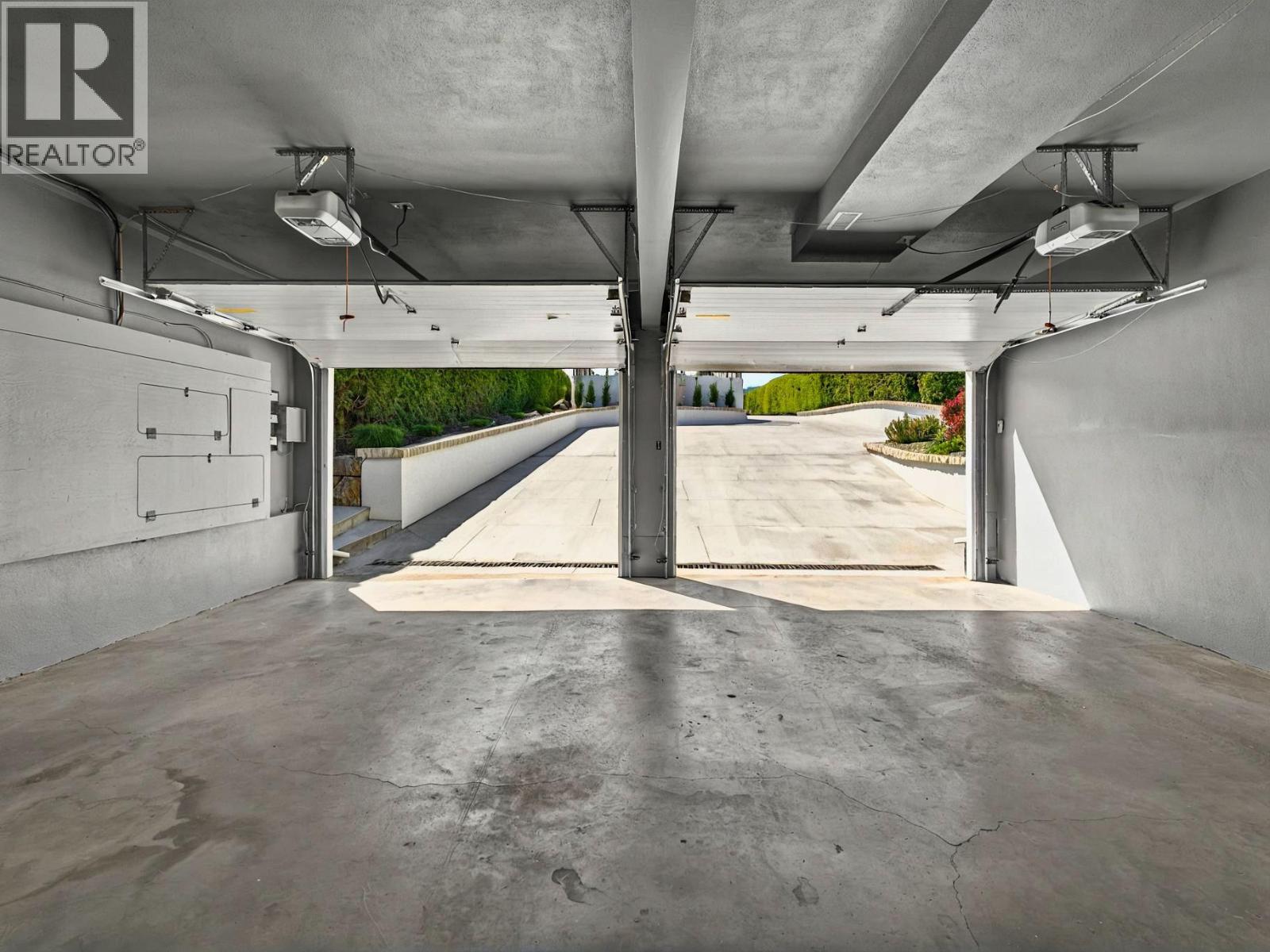  2519 Hillsborough Road, West Kelowna