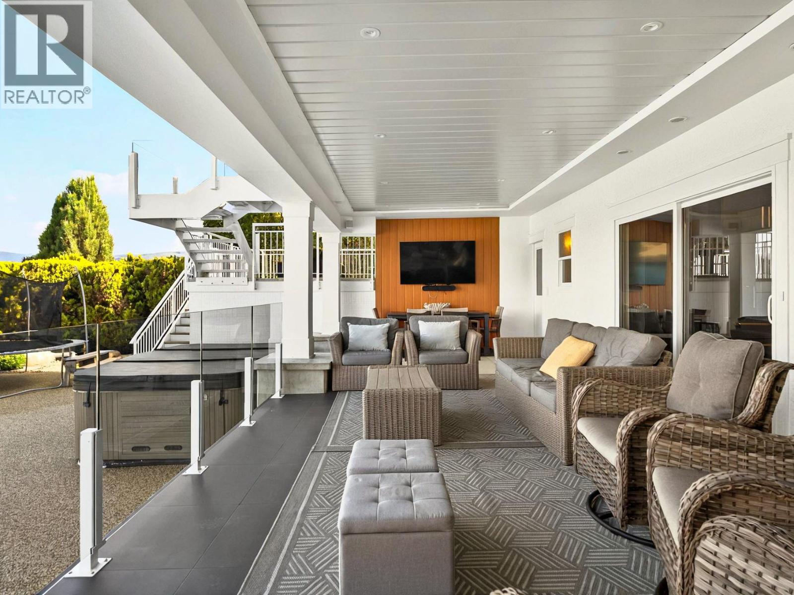  2519 Hillsborough Road, West Kelowna