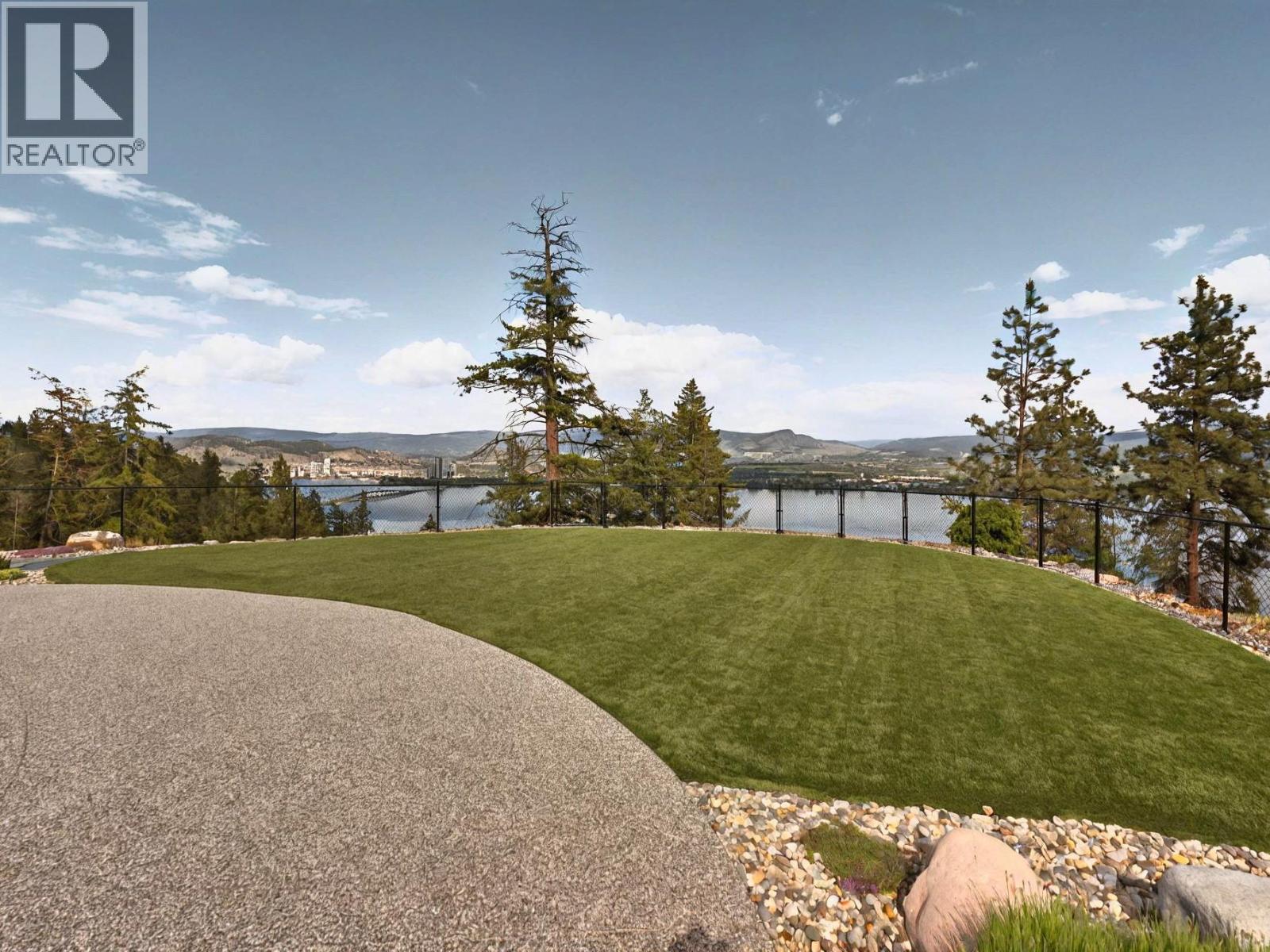  2519 Hillsborough Road, West Kelowna