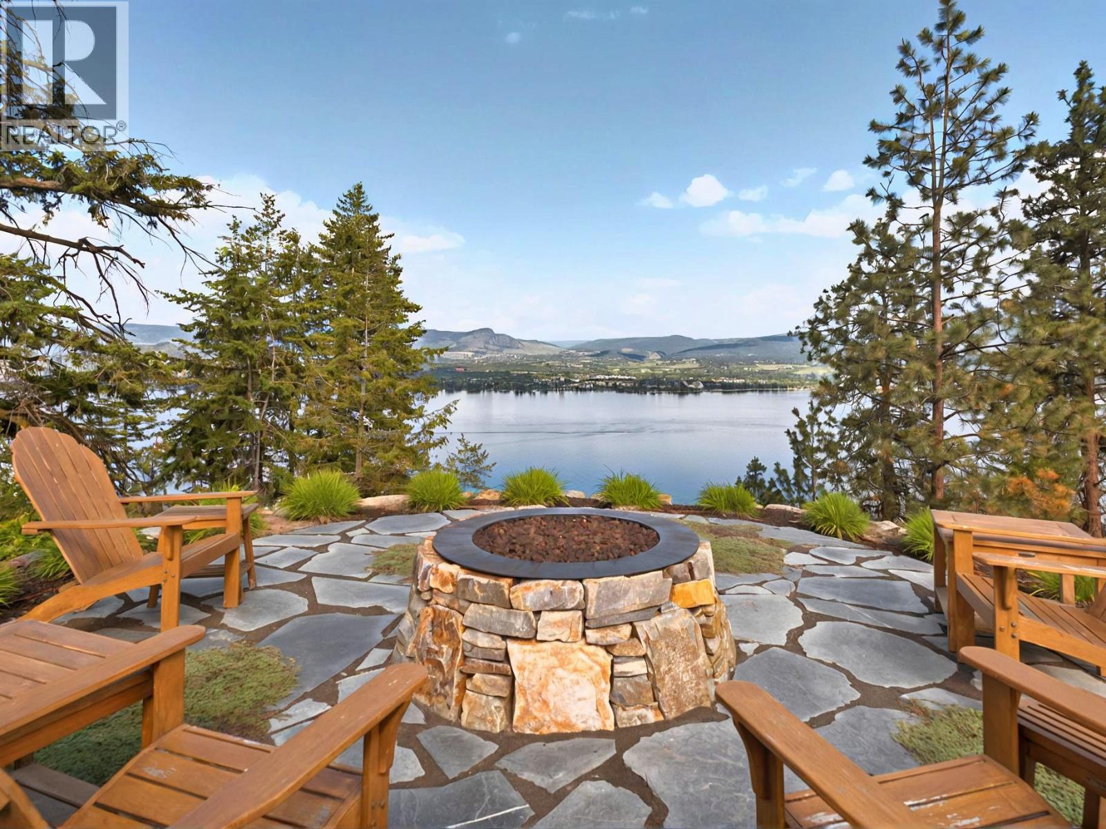  2519 Hillsborough Road, West Kelowna