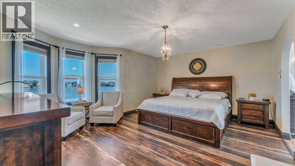 Single Family House for Sale in  Coral Shores Landing NE Coral Springs Calgary 