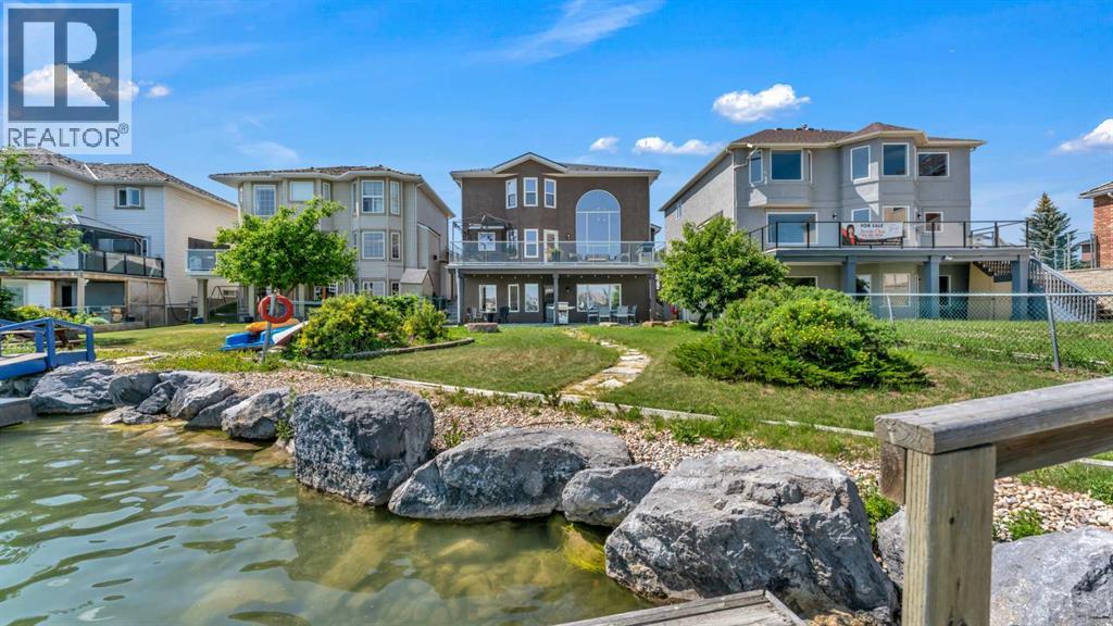 Single Family House for Sale in  Coral Shores Landing NE Coral Springs Calgary 