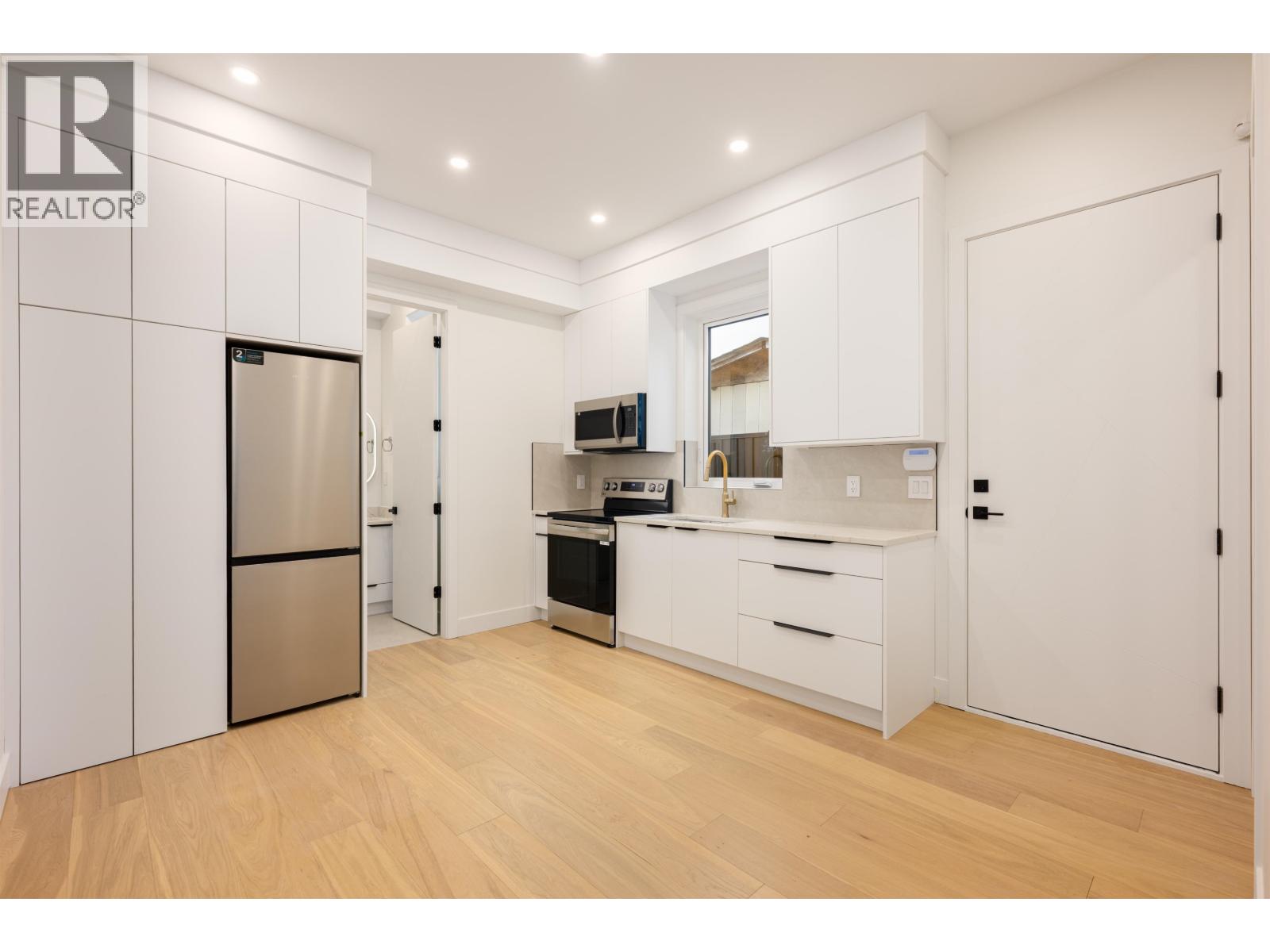 3651 BOWEN DRIVE, Richmond