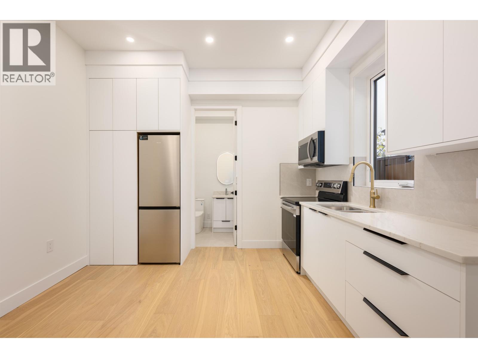 3651 BOWEN DRIVE, Richmond