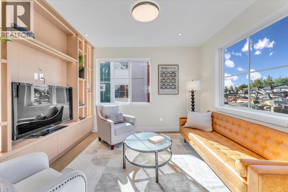 1 10392 240A STREET, Maple Ridge