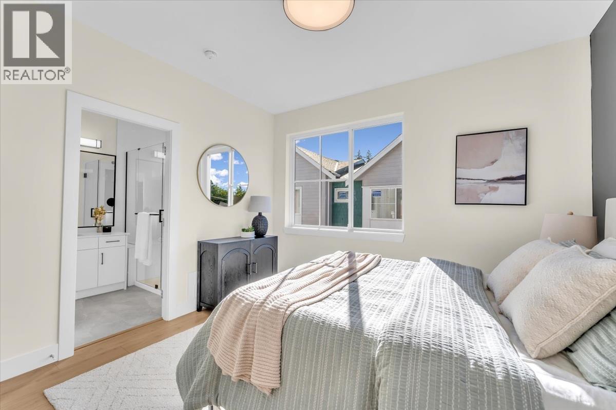 1 10392 240A STREET, Maple Ridge