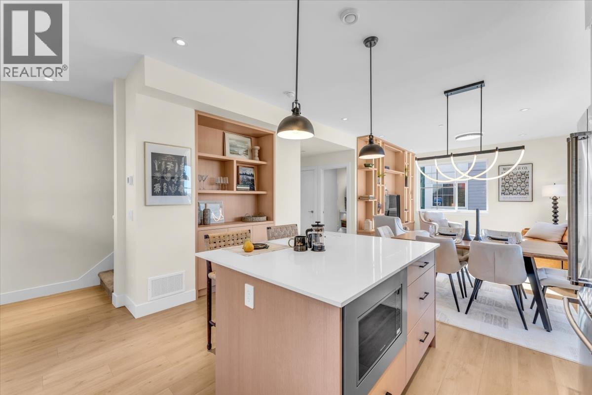 1 10392 240A STREET, Maple Ridge