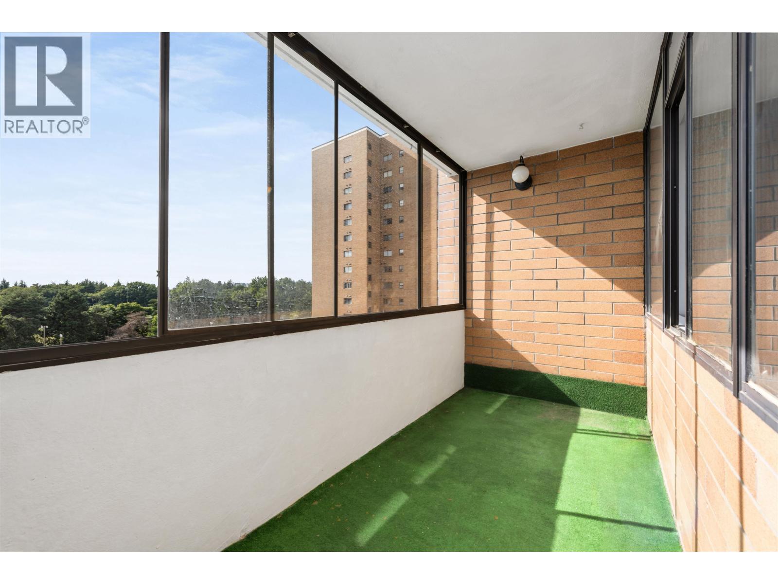 808 6651 MINORU BOULEVARD, Richmond