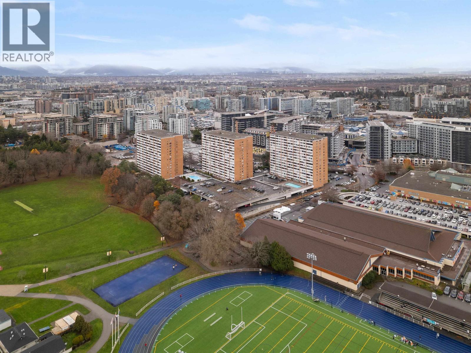 808 6651 MINORU BOULEVARD, Richmond