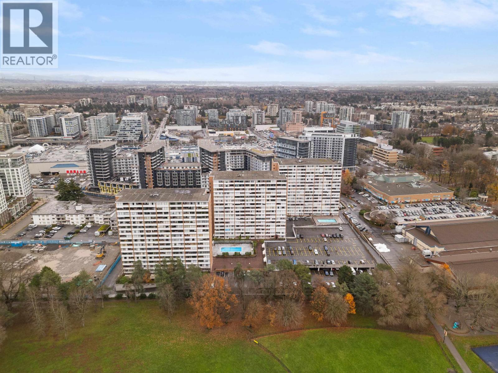 808 6651 MINORU BOULEVARD, Richmond