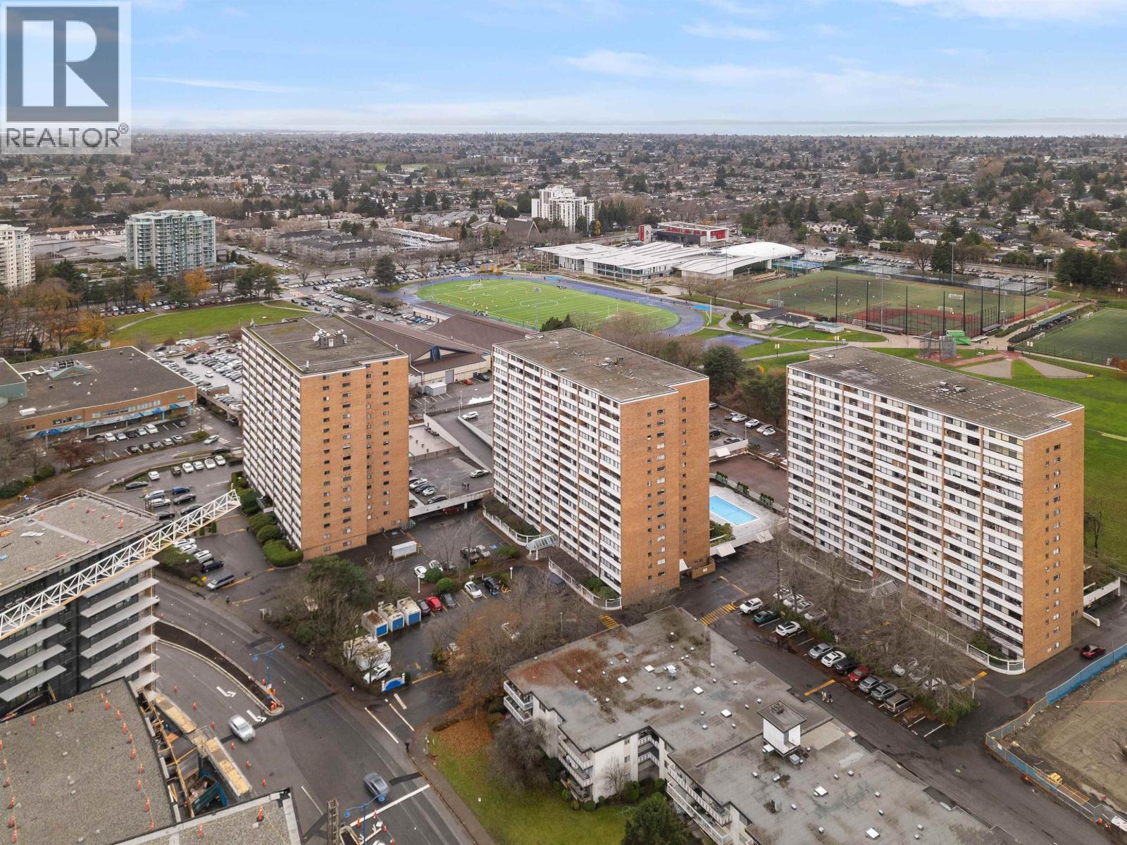 808 6651 MINORU BOULEVARD, Richmond