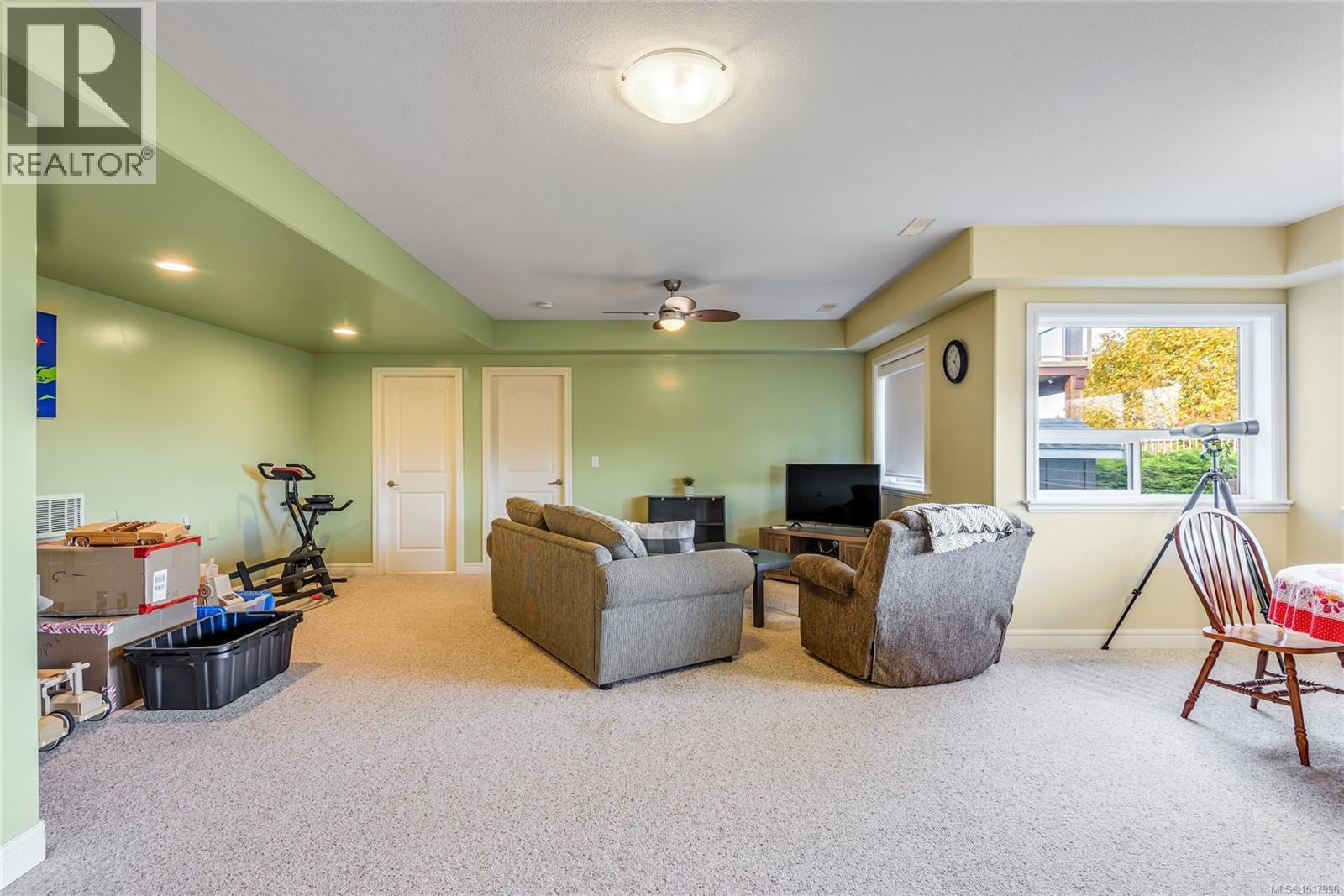 660 Mariner Dr, Campbell River