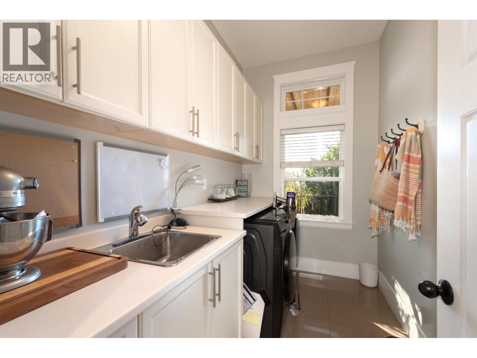 3443 GISLASON AVENUE, Coquitlam