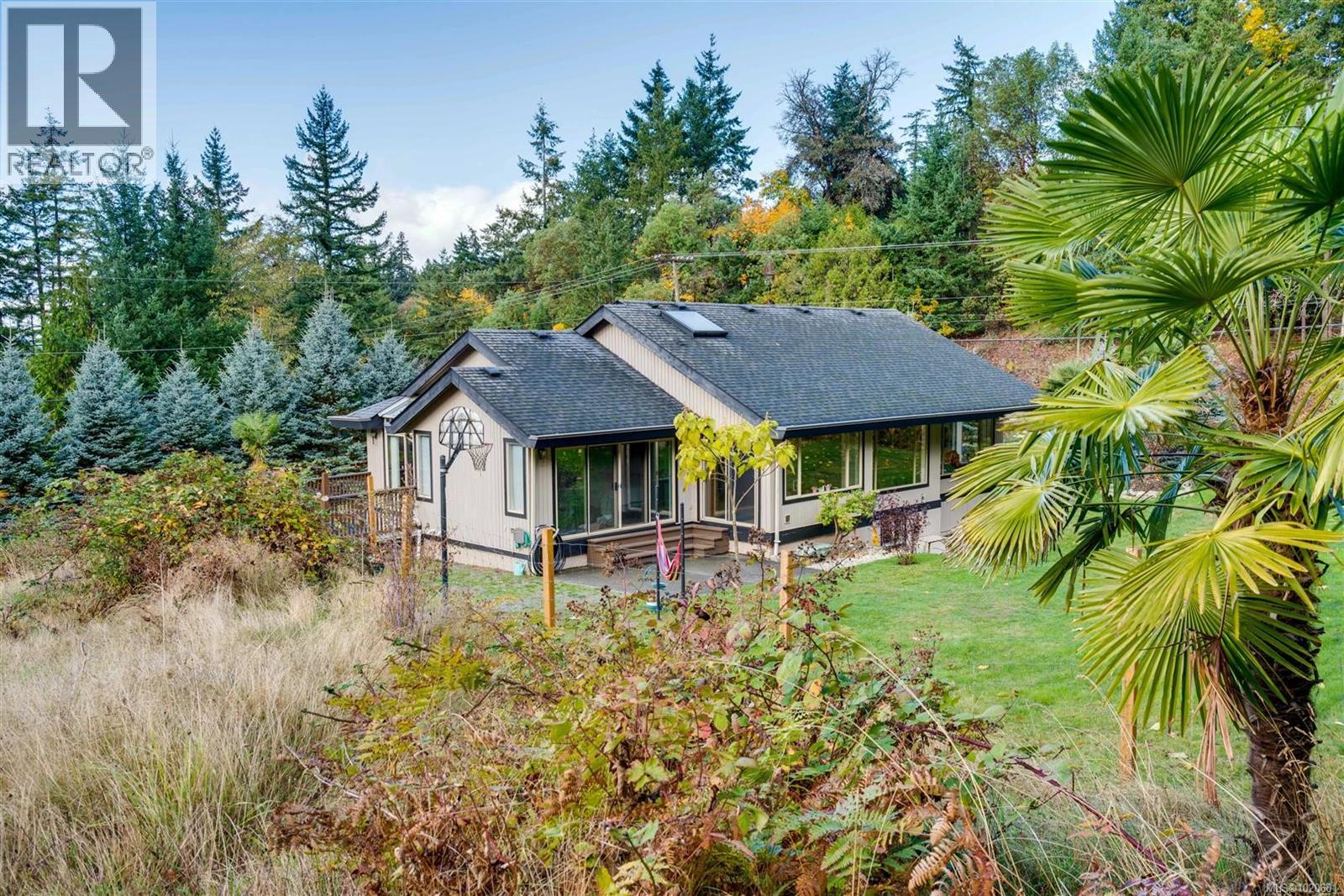 2310 Garry Oak Dr, Nanoose Bay