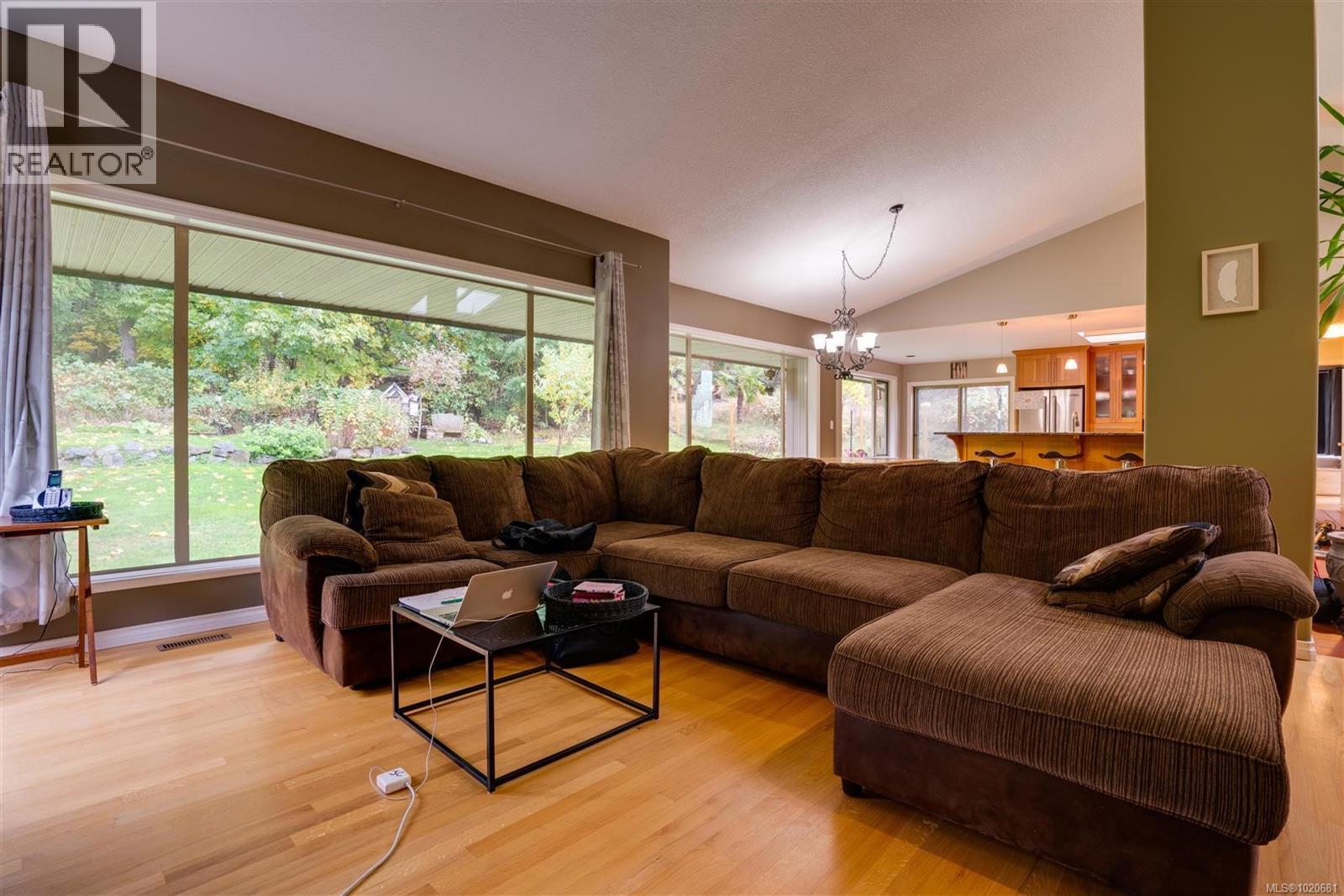 2310 Garry Oak Dr, Nanoose Bay