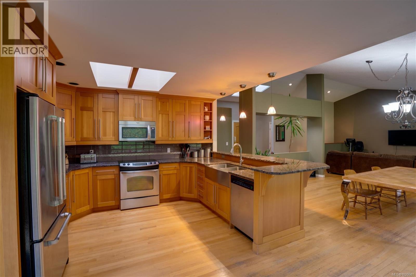 2310 Garry Oak Dr - 33