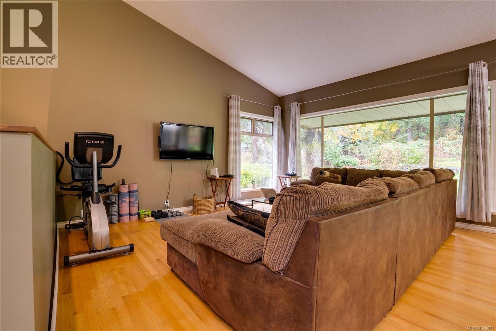 2310 Garry Oak Dr - 37
