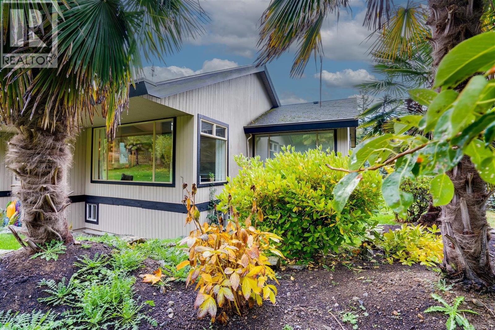 2310 Garry Oak Dr, Nanoose Bay