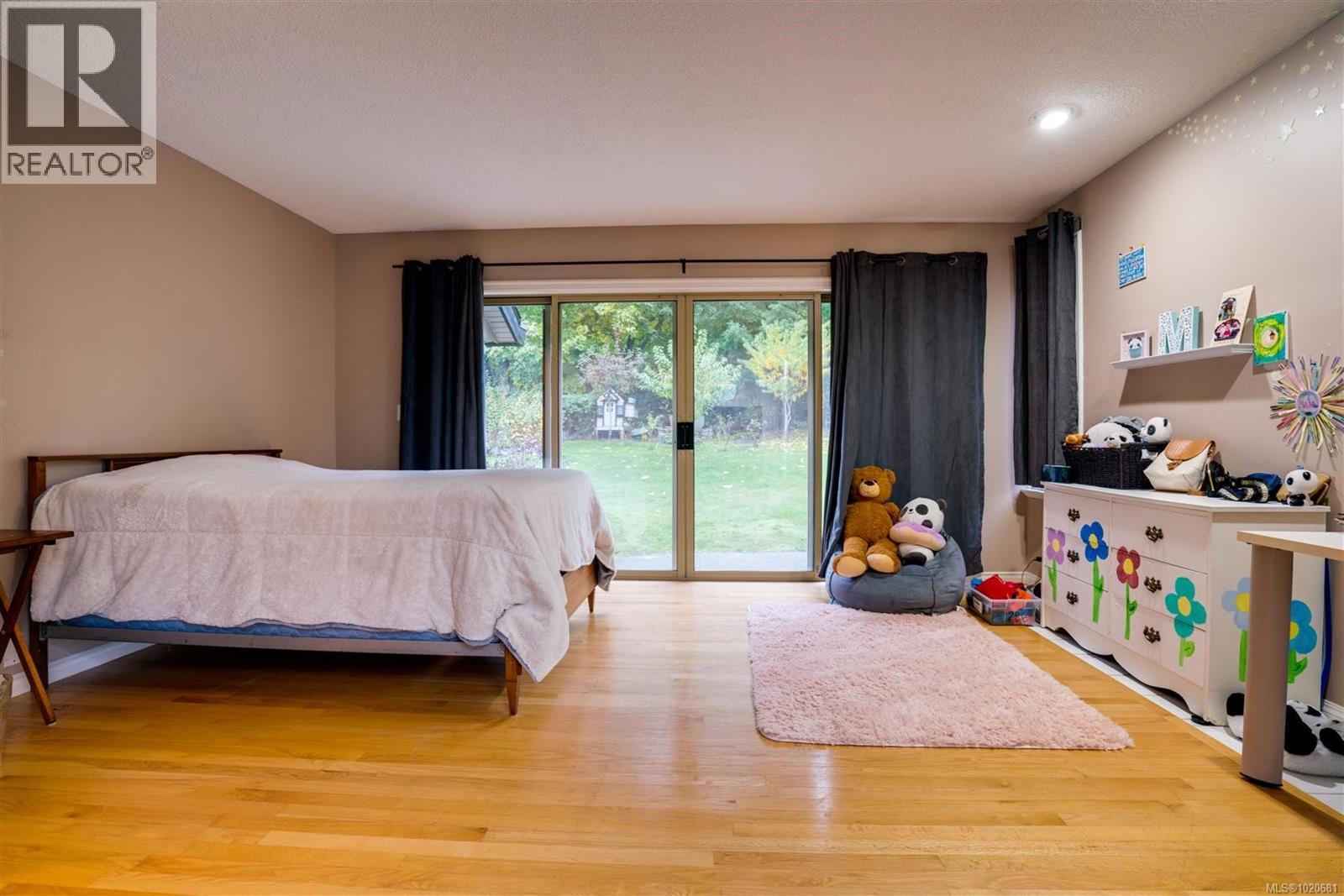 2310 Garry Oak Dr - 58