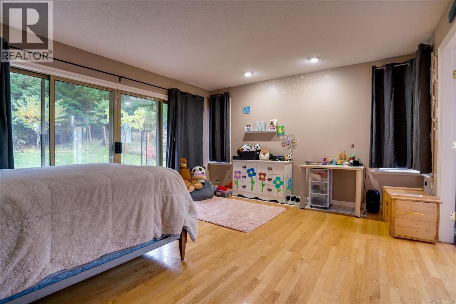 2310 Garry Oak Dr, Nanoose Bay