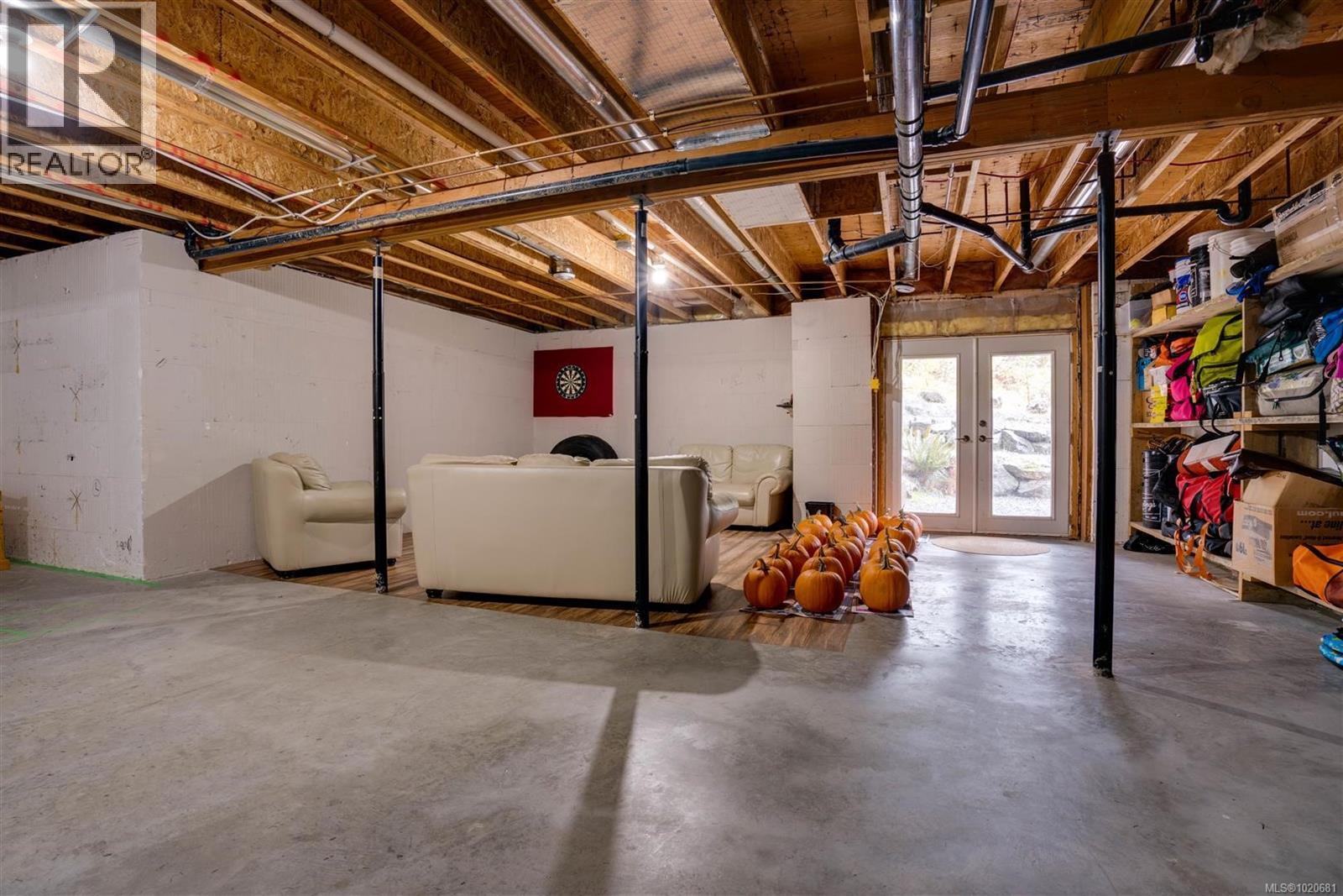 2310 Garry Oak Dr, Nanoose Bay