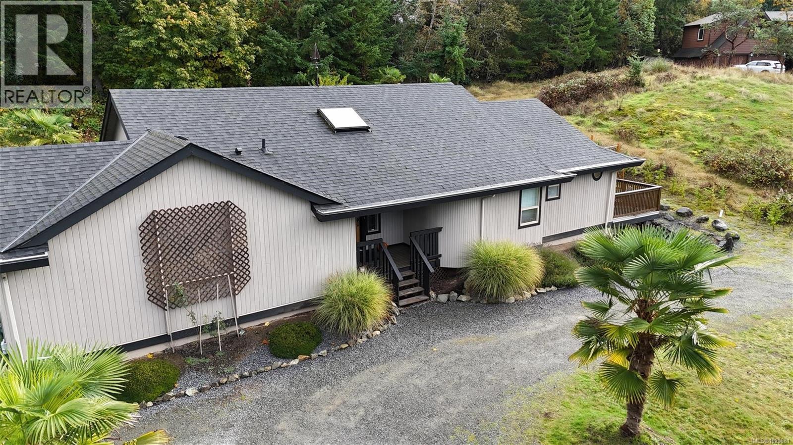 2310 Garry Oak Dr, Nanoose Bay