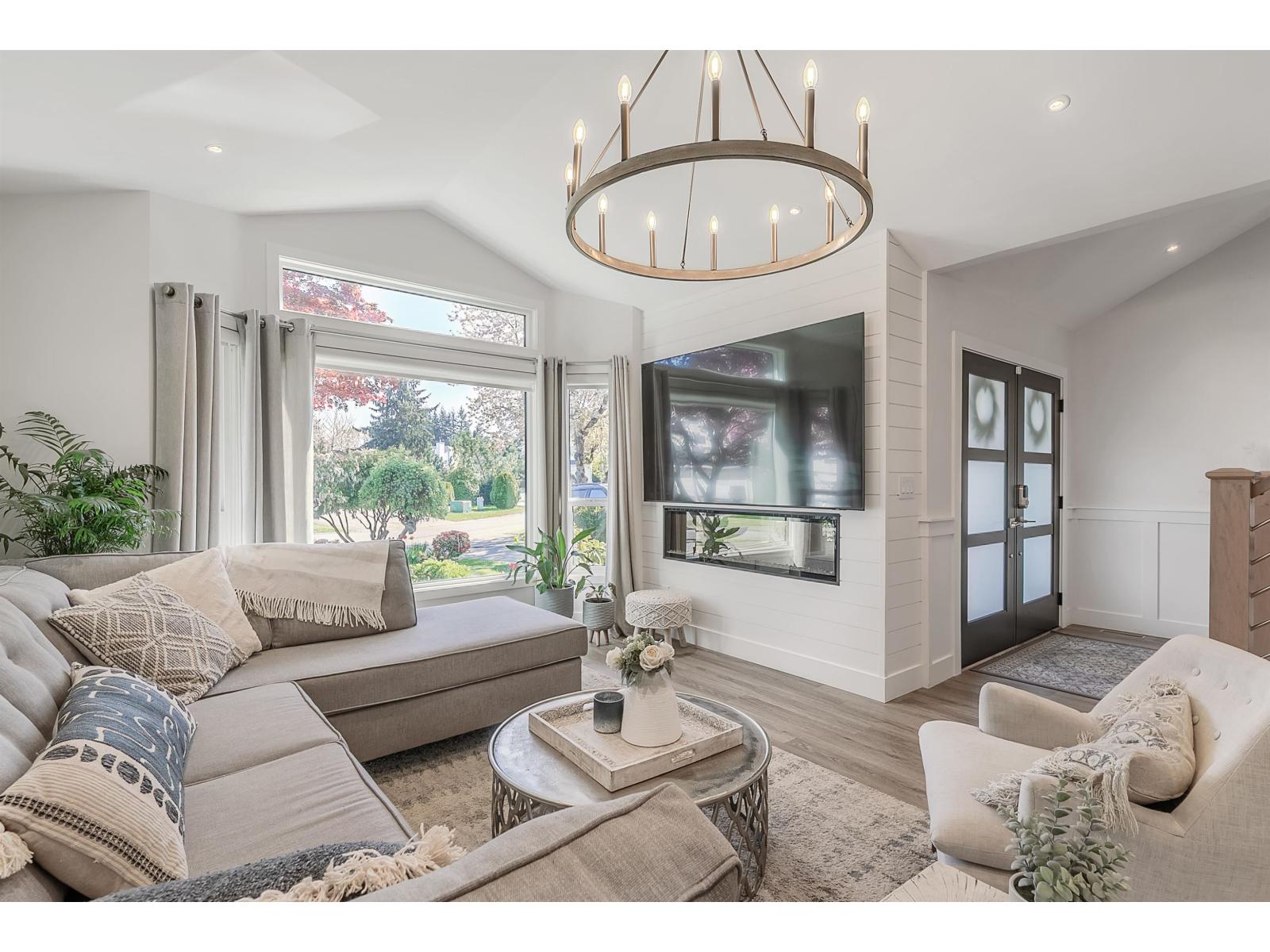 15967 19A AVENUE, Surrey