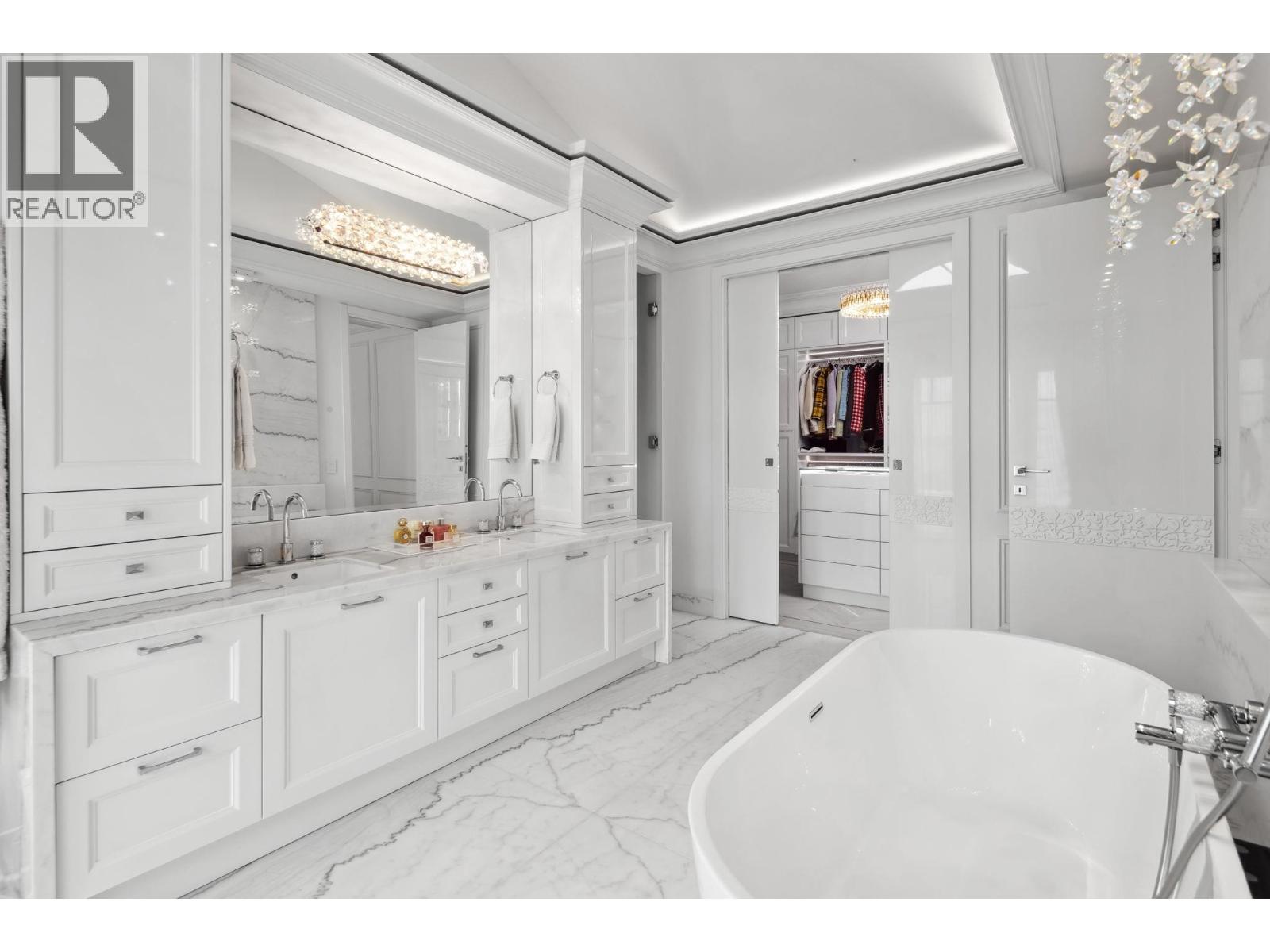 2531 NELSON AVENUE, West Vancouver