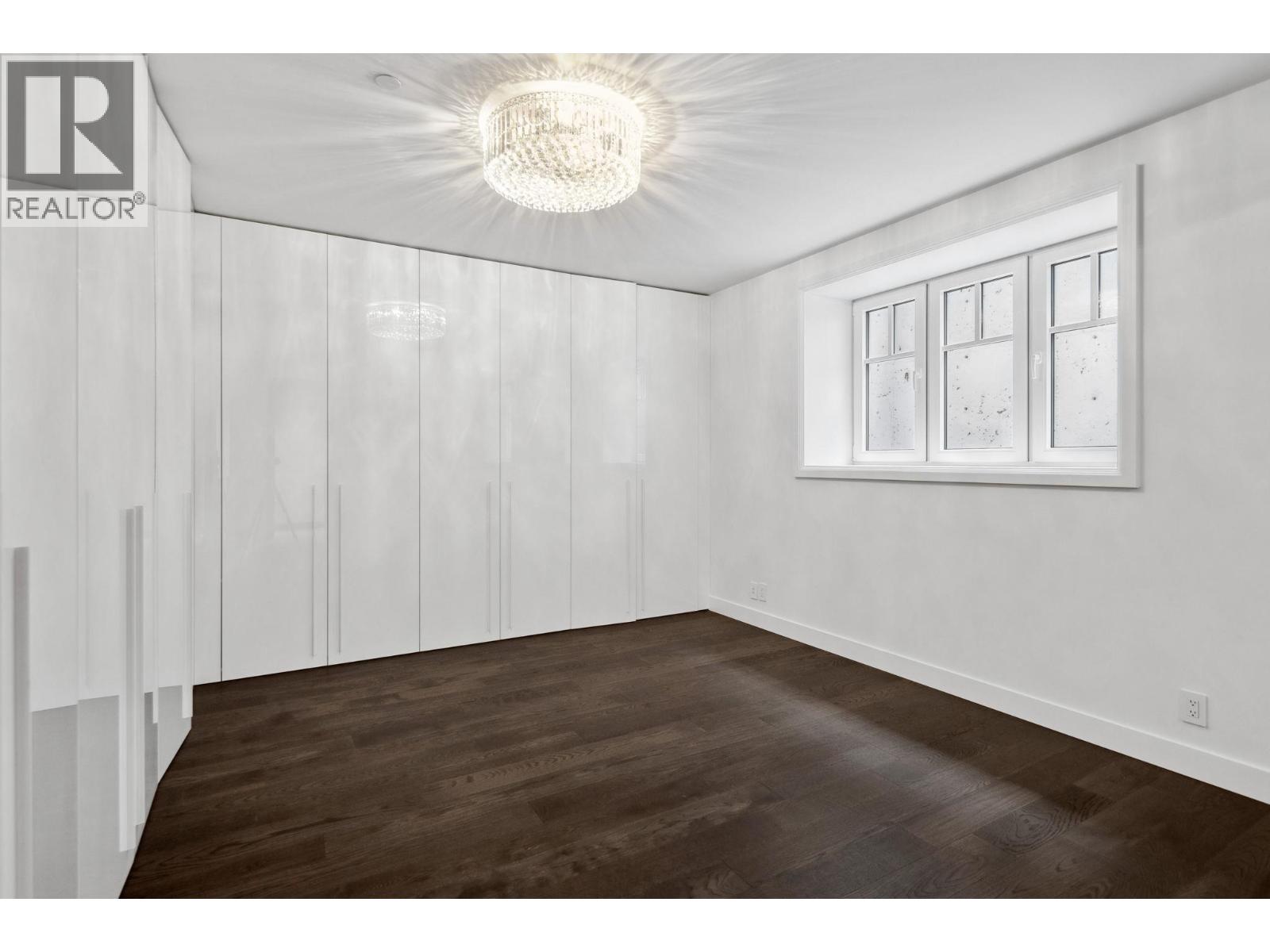 2531 NELSON AVENUE, West Vancouver