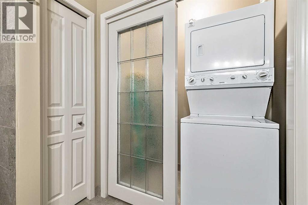 Single Family House for Sale in   Lake Fraser Court SE Lake Bonavista Calgary 