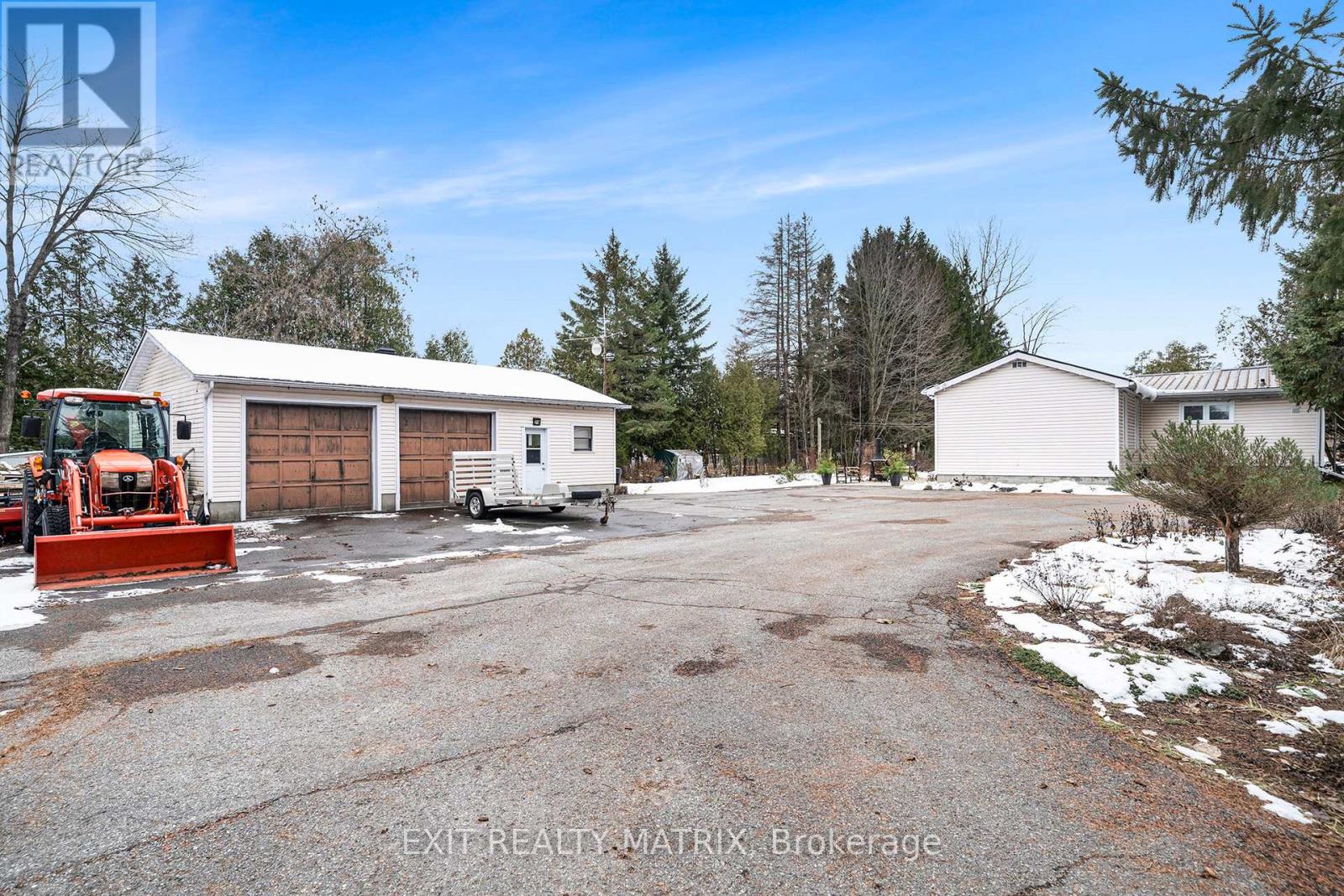21 LINDA STREET - 21
